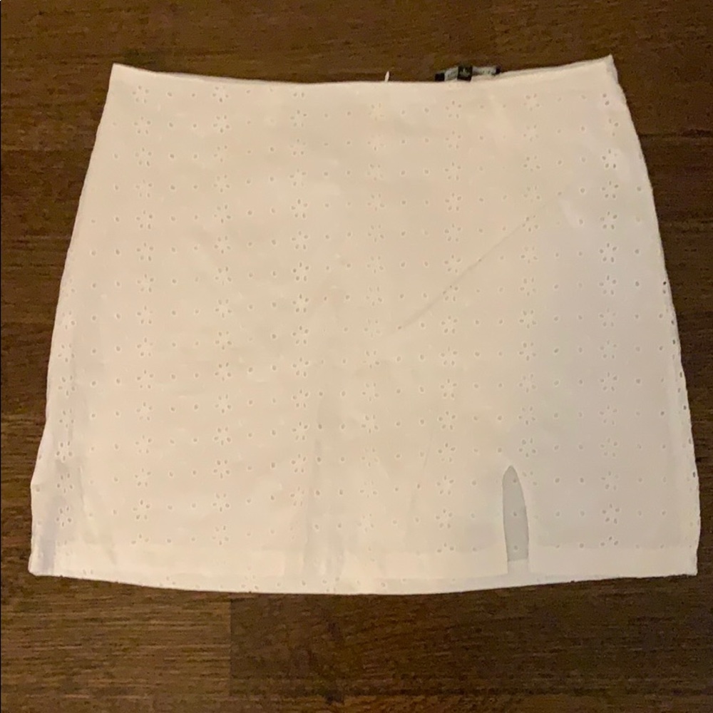 White Pacsun Kendall & Kylie Skirt
